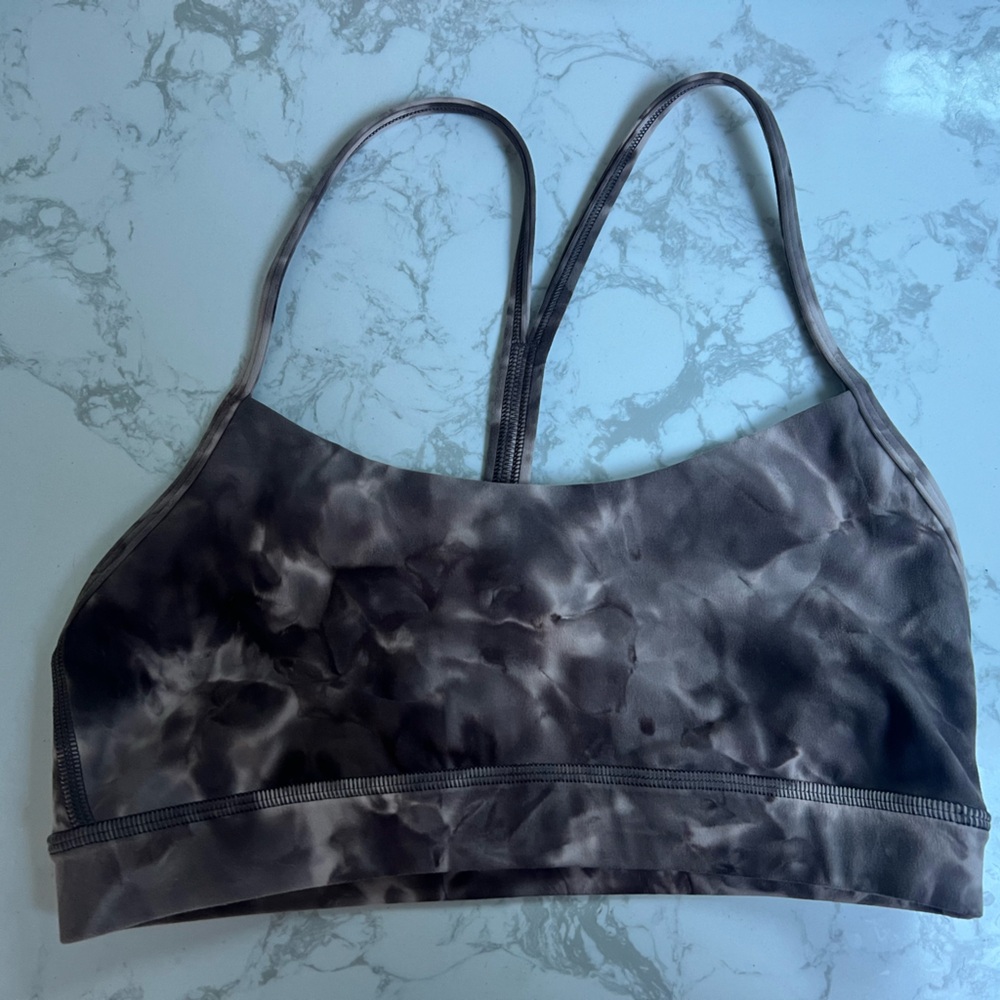 Lululemon flow Y bra (sports bra) - size 6 (two bras)